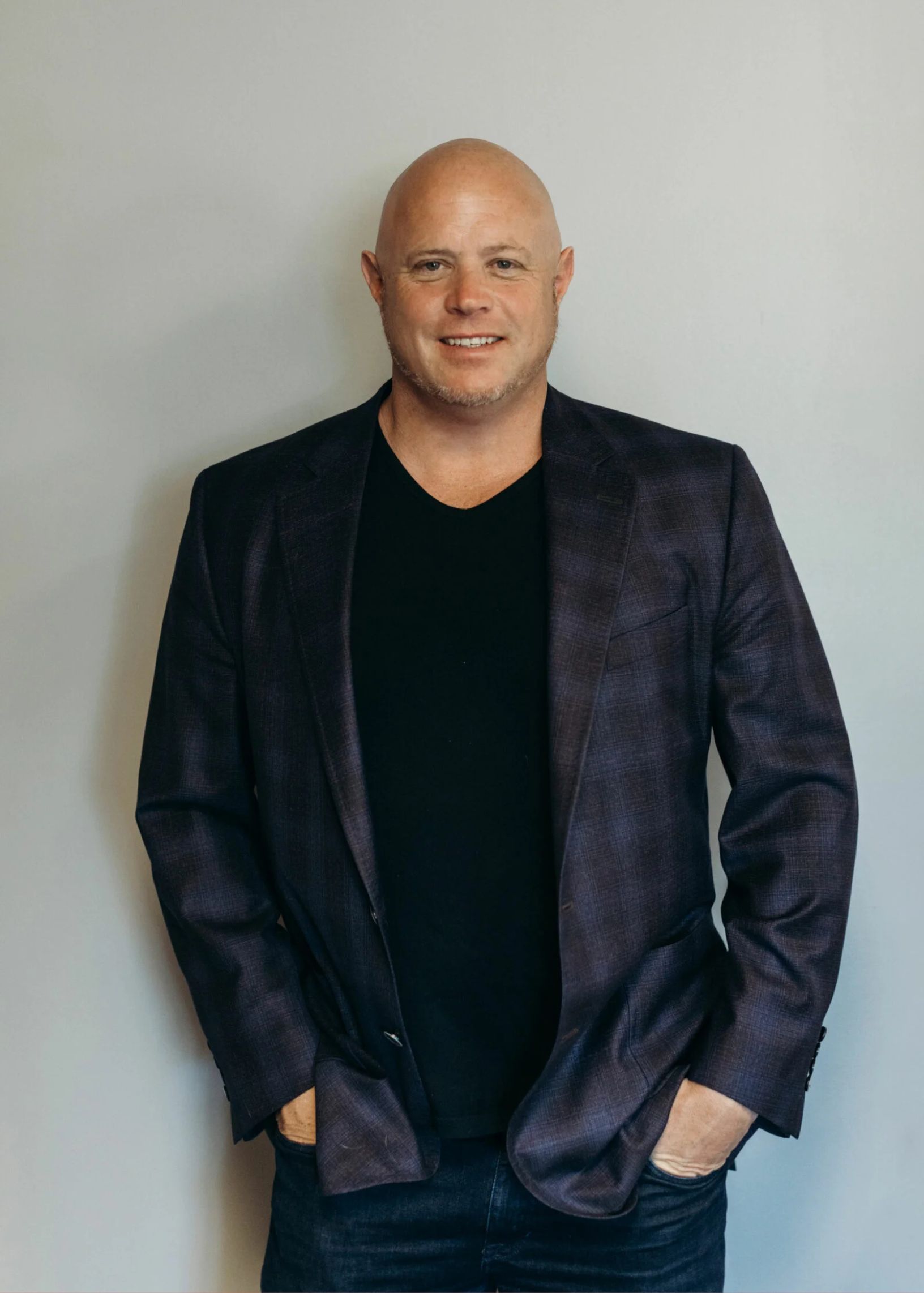 CHRIS PELLOW8+ Figure multiple Clinic Owner and master marketer will give you insights on how he has scaled his practice successfully with a top notch team.